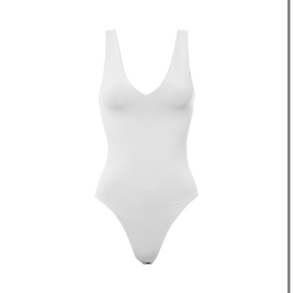 Dynamic White V-Neck Bodysuit Sleeveless Tank Snap Closure S M L NWT